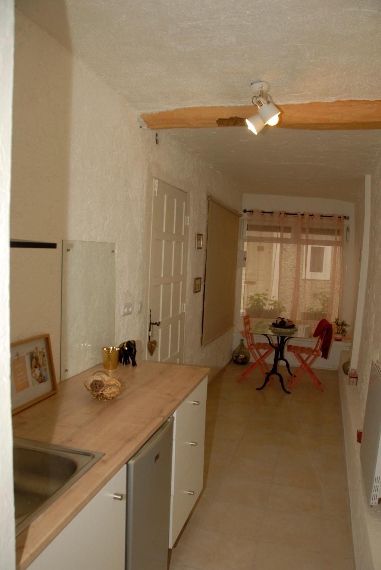 Appartamento Joli Havre De Paix Vence Esterno foto