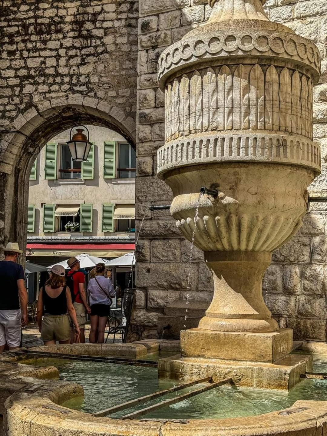 Appartamento Joli Havre De Paix Vence Esterno foto